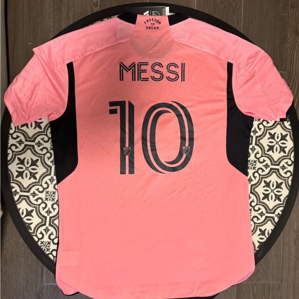 Adidas Inter Miami Messi Home Jersey ($180 Value) size large